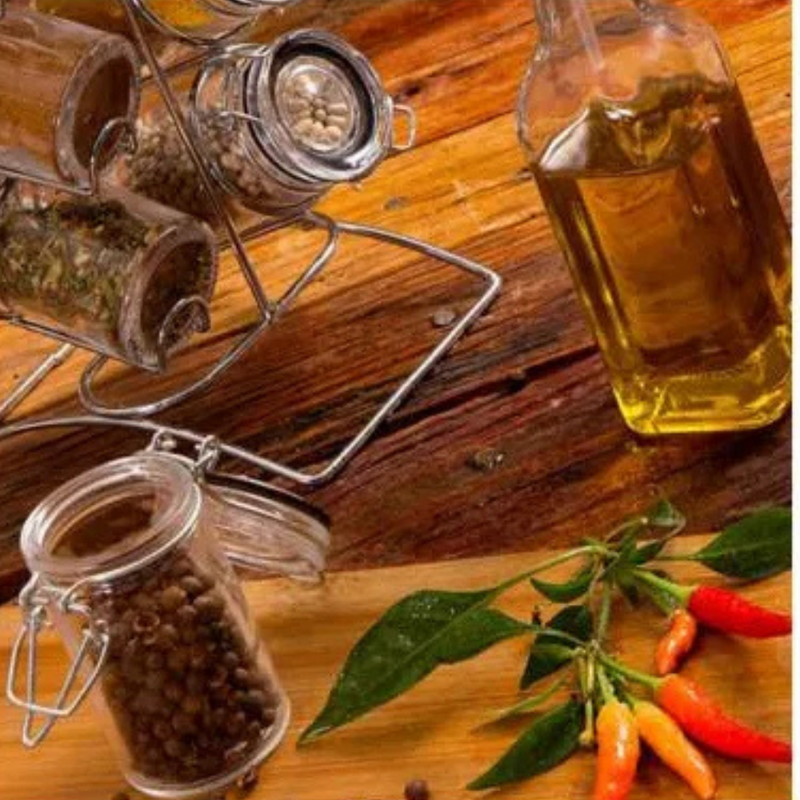 Conjunto 8 Potes para Temperos com Tampa Hermética e Suporte Cromado – Lyor